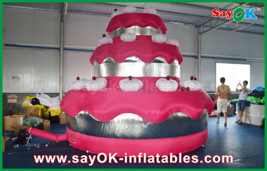 Red Promosi Kustom Inflatable Produk Raksasa Cake Party / Birthday Decoration