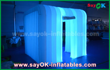 Iklan Gantung Inflatable Dekorasi Cube Colorful Dengan Led Pencahayaan